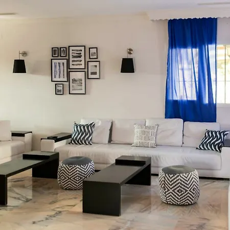 Luxury Puerto Marina Willa *